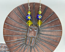 Load image into Gallery viewer, Earring Collection / Yellow and Blue Daisy Glass Drop Earrings
