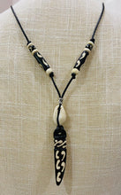 Load image into Gallery viewer, Unisex African Horn Batik Necklace and Bracelet Set
