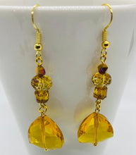 Load image into Gallery viewer, Earring Collection / Honey Glass &amp; Lamp Work Bead Earrings Gold Finish
