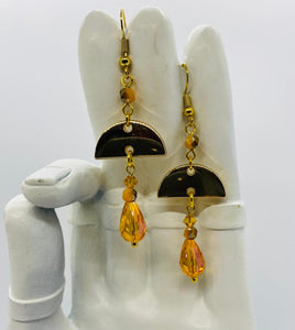 Earring Collection / Honey Color Amber Drop Earrings