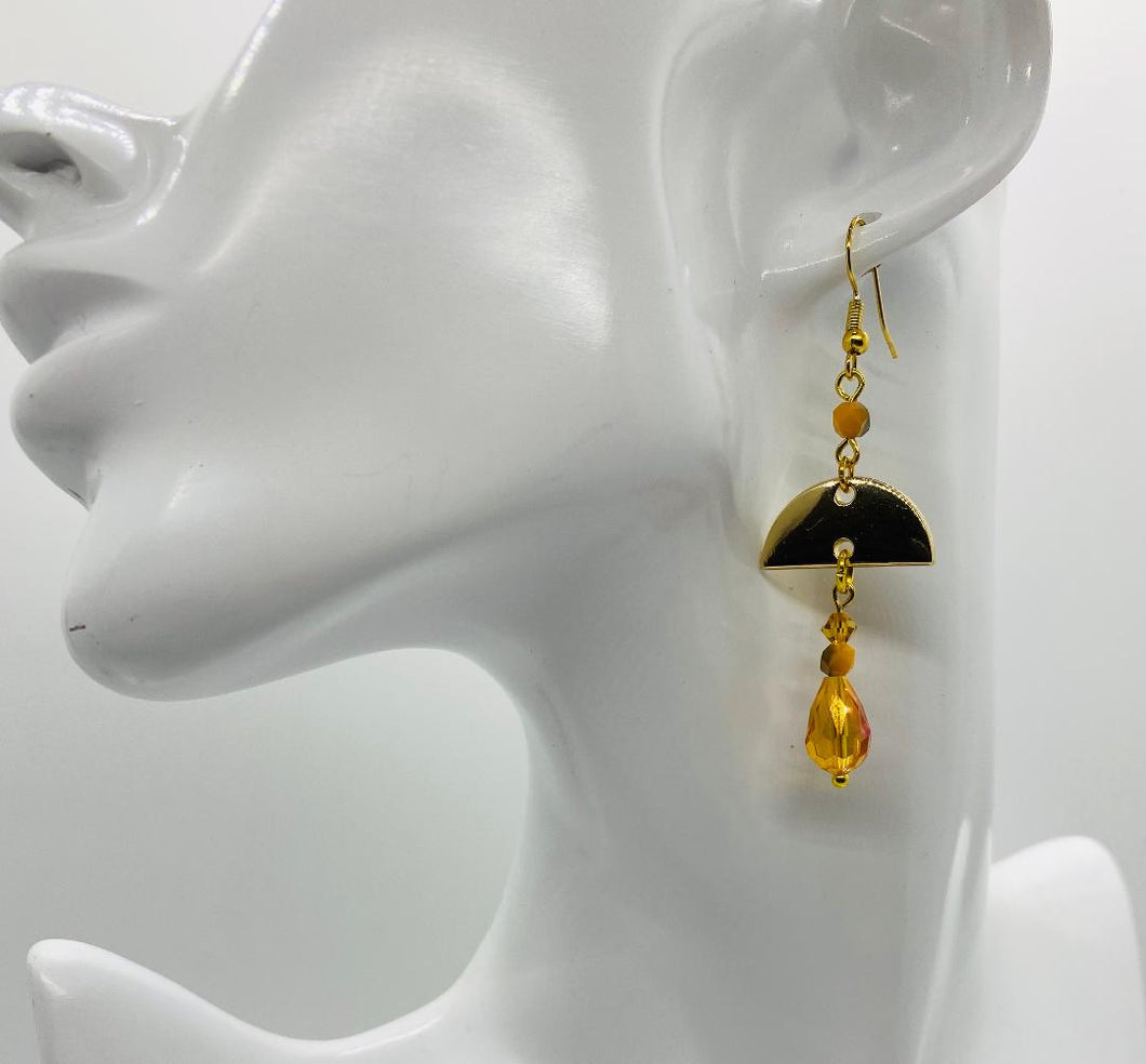 Earring Collection / Honey Color Amber Drop Earrings