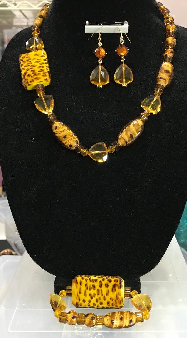 Golden Lady Necklace Earrings and Bracelet Set