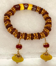 Load image into Gallery viewer, Krobo beads bracelets with earrings
